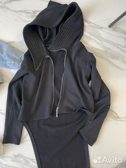 Женские вещи 44/46