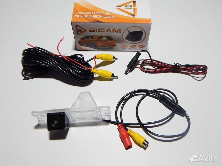 Камера заднего вида Bicam для Mitsubishi (тип 3)