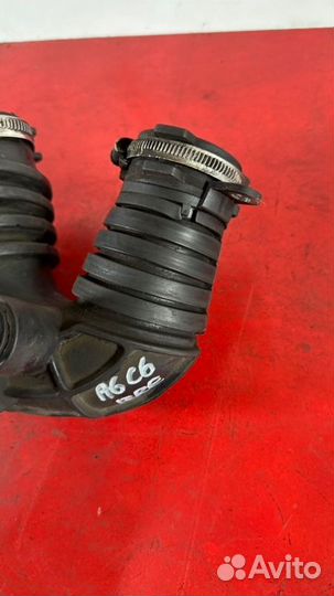 Патрубок воздушный Audi A6 C6 2.0 BRE TDI 2006