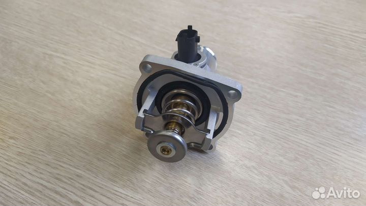 Термостат Opel Chevrolet