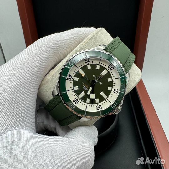 Часы Breitling Superocean 42 мм