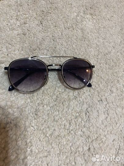 Солнцезащитные очки