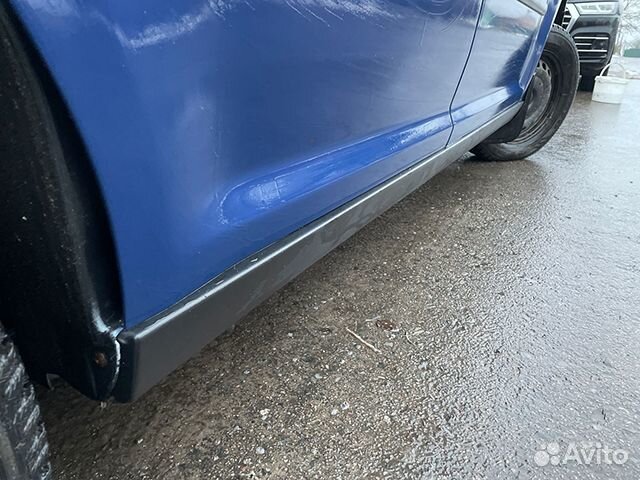 Накладка на пороги Volkswagen Caddy 3