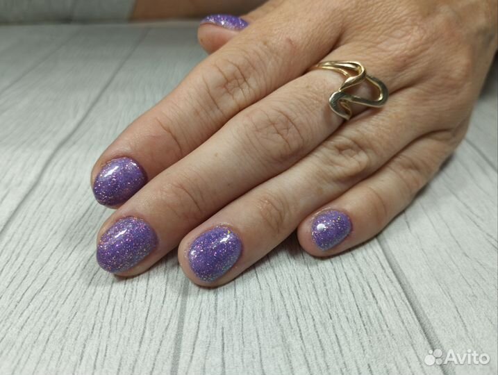 Нужна модель на комби маникюр + гель лак