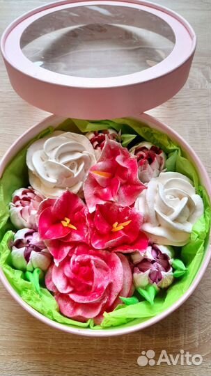 Сладкие букеты из зефира ручной работы