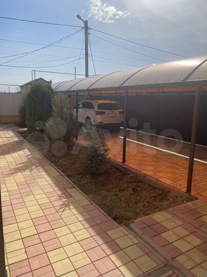 Дом 305 м² на участке 10 сот.