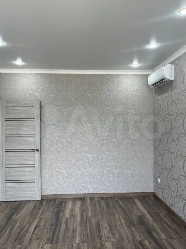 2-к. квартира, 43 м², 4/8 эт.