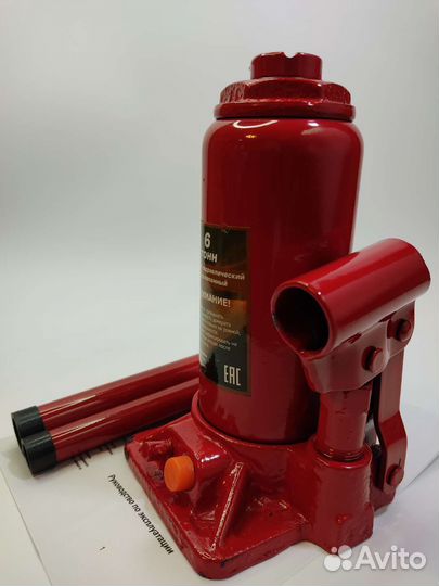 Домкрат гидравлический бутылочный 6т