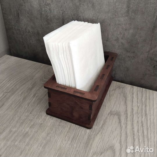 Салфетница деревянная