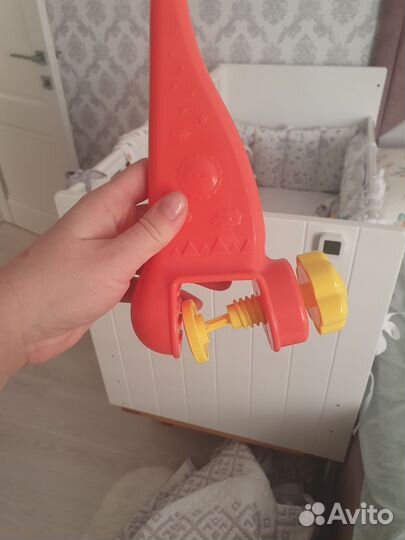 Музыкальный мобиль на кроватку с держателем