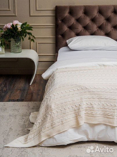 Кровать новая. цена за полный комплект