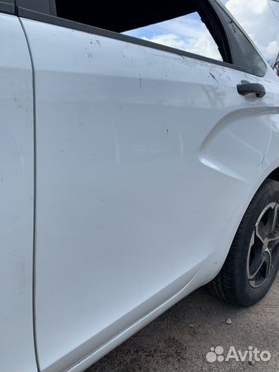 LADA vesta дверь задняя левая