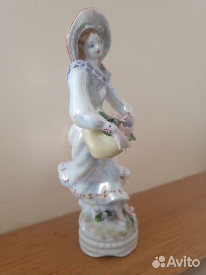 Статуэтка фарфор Румыния