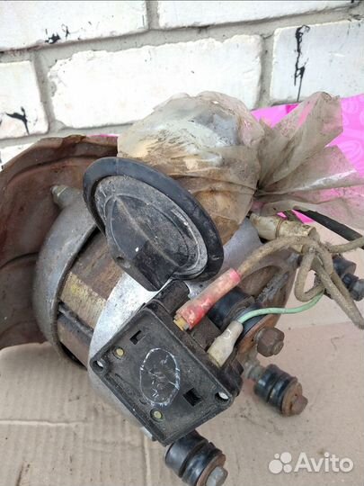 Элекродвигатель с реле времени стиральной машины