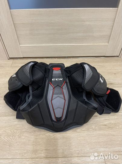 Нагрудник хоккейный ccm