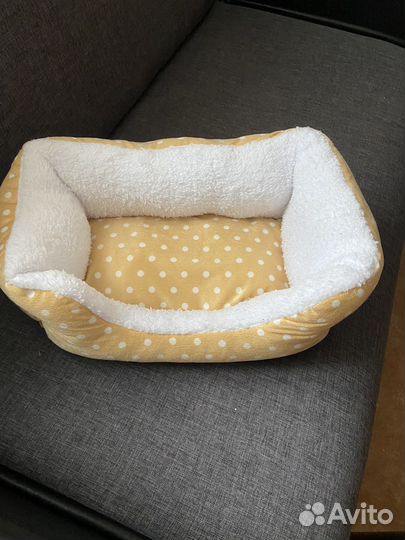 Лежанка для собак и кошек