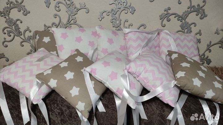 Бортики в кроватку