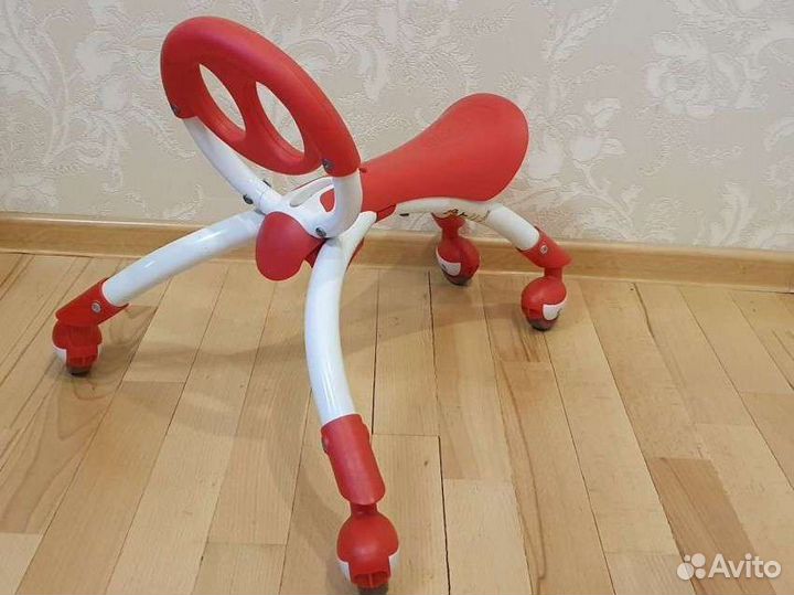 YBike Pewi беговел-каталка