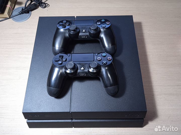 Игровая приставка Sony Playstation 4 прошита 9.00