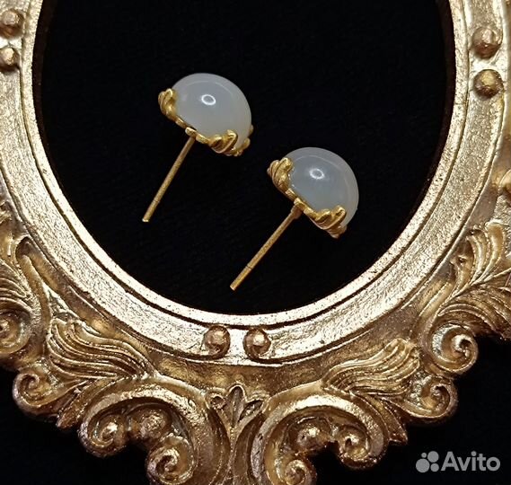 Женские серьги гвоздики