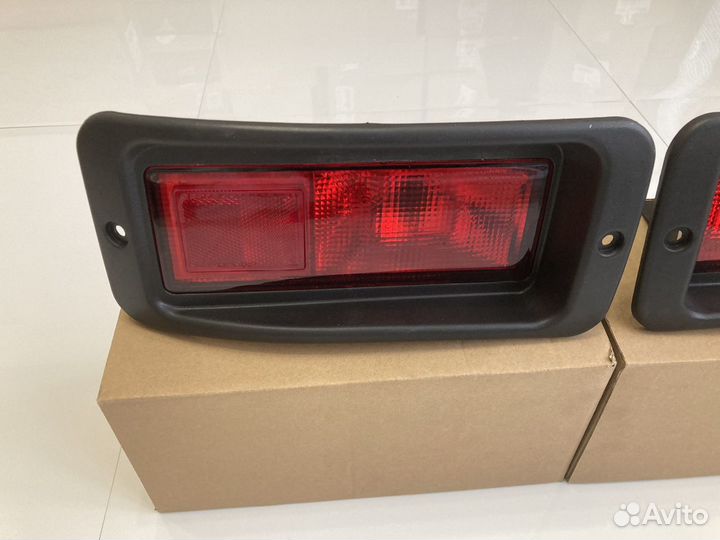 Фонарь в бампер (2шт) Mitsubishi Pajero Sport