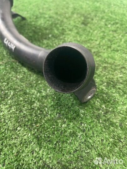 Патрубок интеркулера Land Rover Discovery Sport