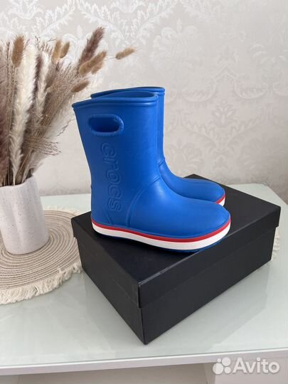 Резиновые сапоги crocs детские J2