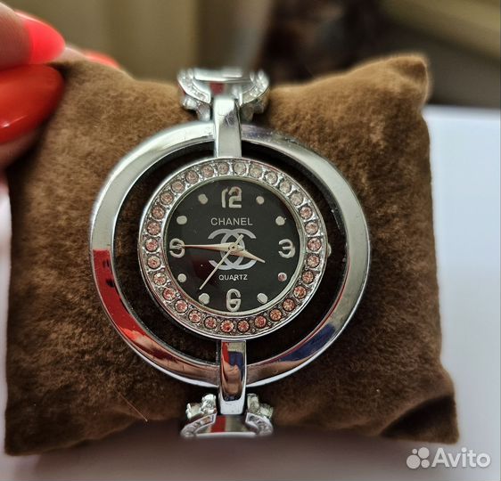 Наручные часы