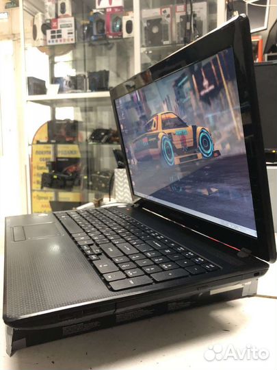 Ноутбук eMachines 644 (2 ядра/3гб/2 видеокарты)