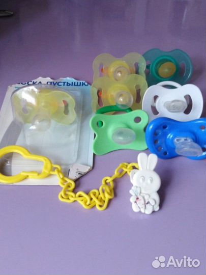 Соски пустышки, поильник Авент и бутылочка
