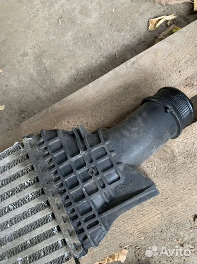 Интеркулер audi A4/A5/A6/Q5(2008) 8K0145805P