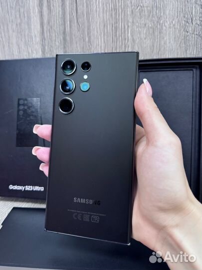 Samsung Galaxy S23 Ultra, 12/512 ГБ