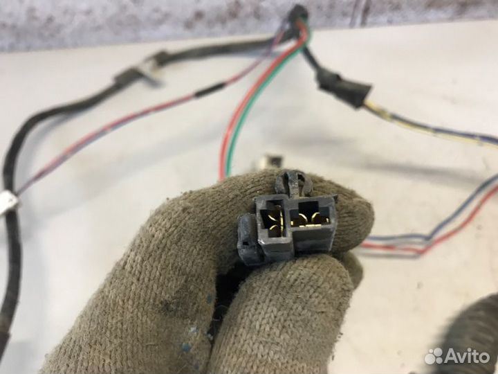 Проводка двери задняя левая Mazda 626 лифтбек 2.0