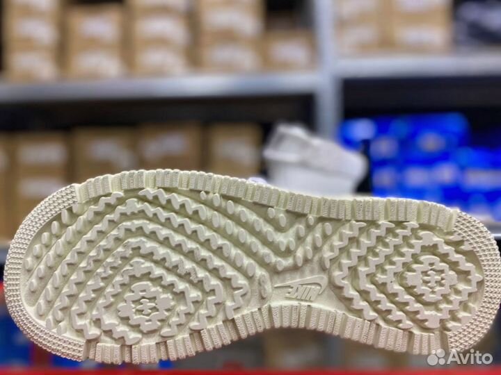 Мех Кроссовки Nike Air Force 1 Mid Gore-Tex 42 раз