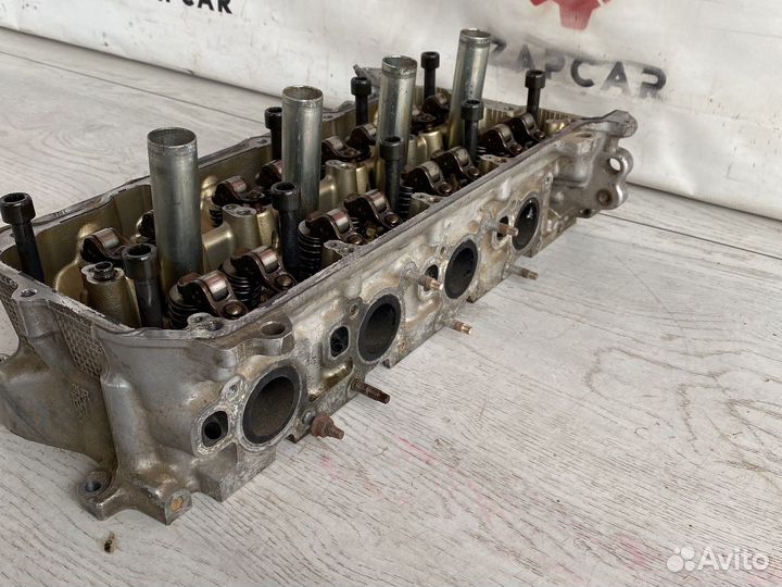 Lexus lx570 Головка блока цилиндров