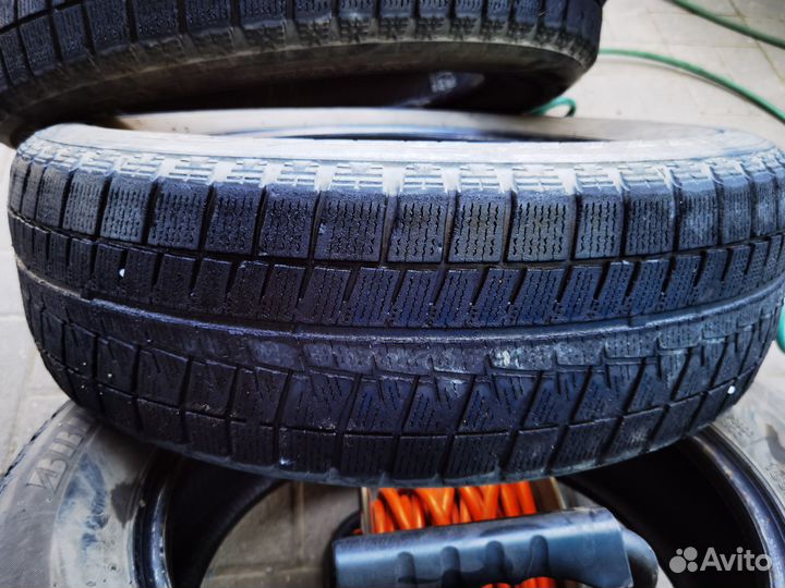 Bridgestone Blizzak Revo1 185/65 R16