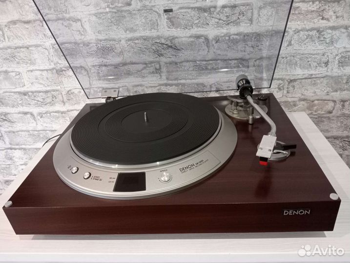 Проигрыватель винила Denon DP-1200