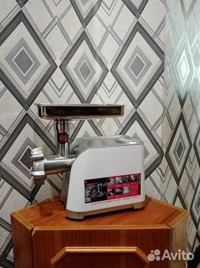 Новая Мясорубка Redmond RMG-1205-8 2000 Вт