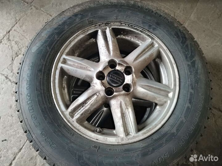 Литые диски r16 на Volvo xc90 с зимними шинами
