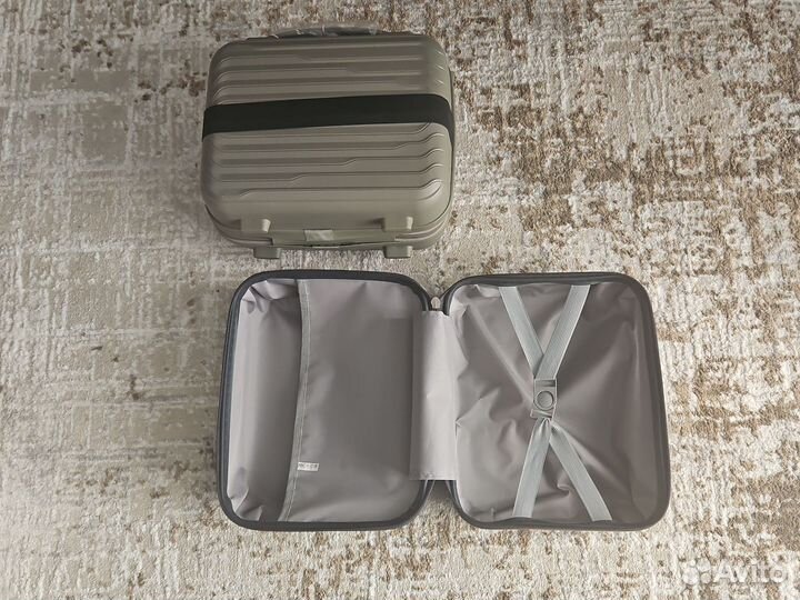 Чемодан ручная кладь