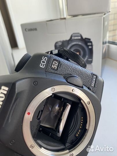 Canon eos 5D mark ii body