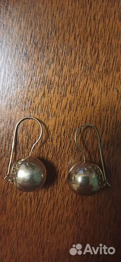 Золотые серьги