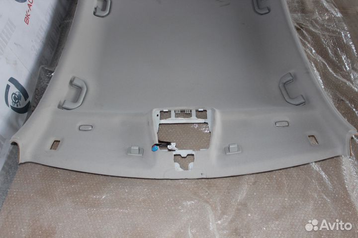 Обшивка потолка Mercedes C-Class W204