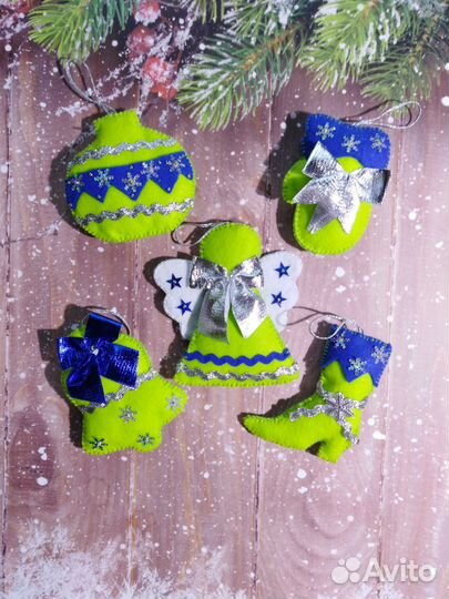 Елочные игрушки из фетра