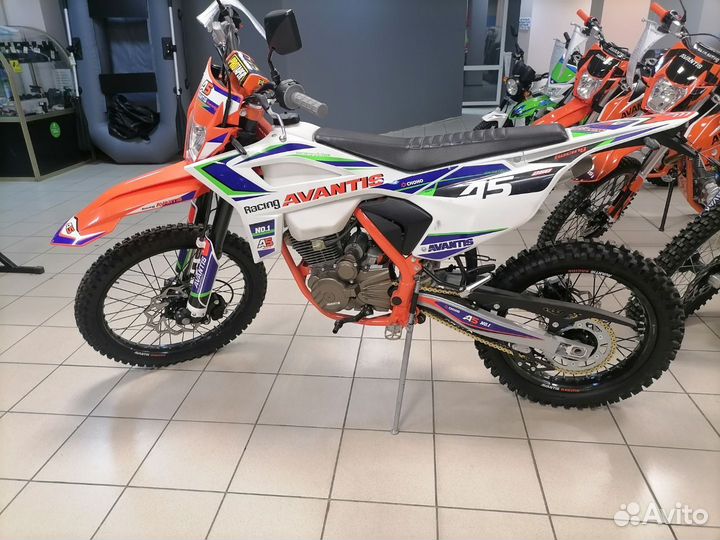 Avantis A5 ZS172FMM