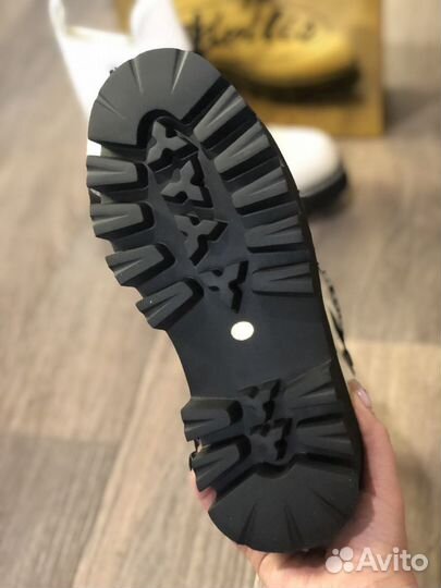 Ботинки женские