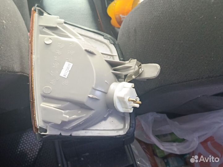 Mercedes 124 поворотник