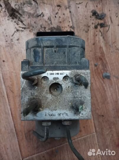 Блок ABS Ниссан Примьера P11