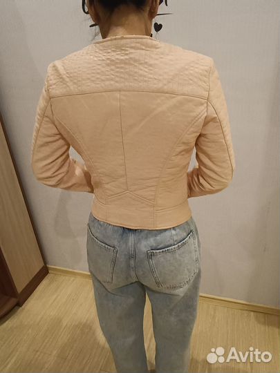 Кожаная куртка косуха женская