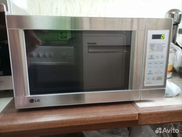 Микроволновая печь LG с грилем